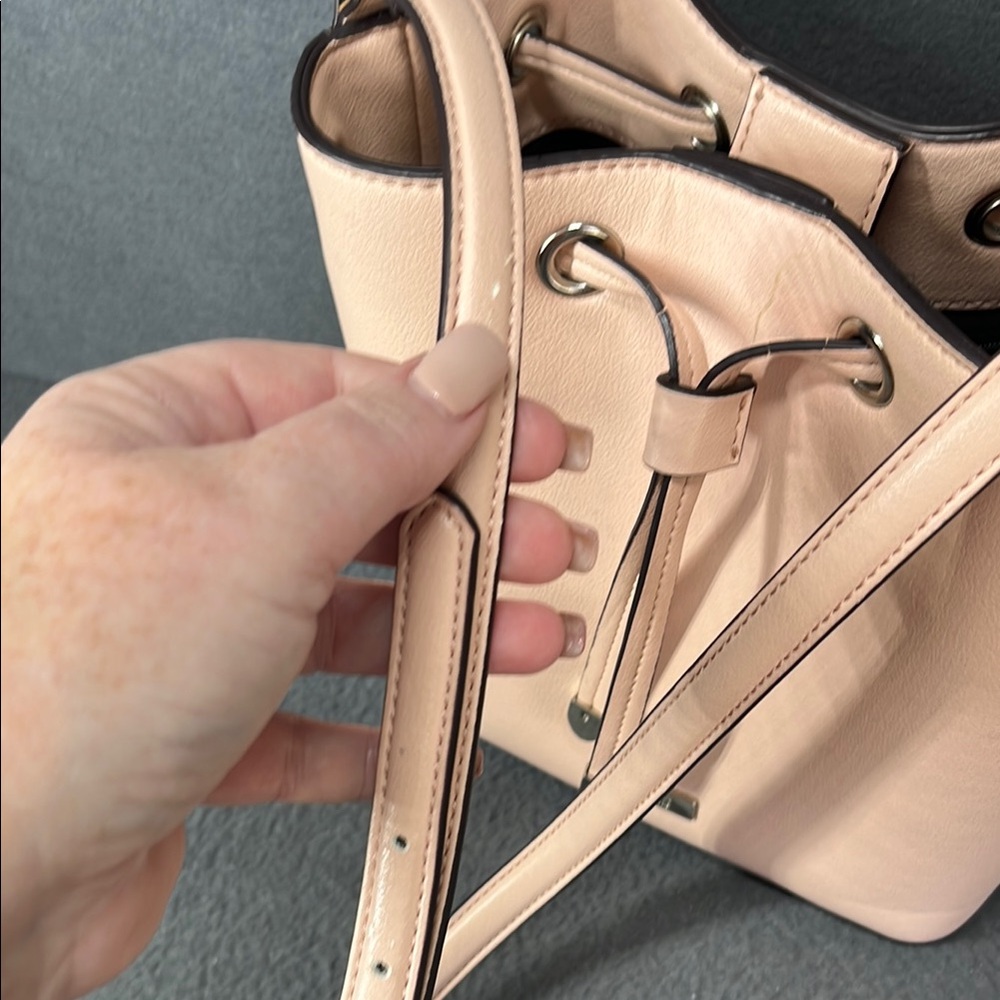 Chaps Pink Beige Crossbody Bucket Bag - Picture 13 of 16